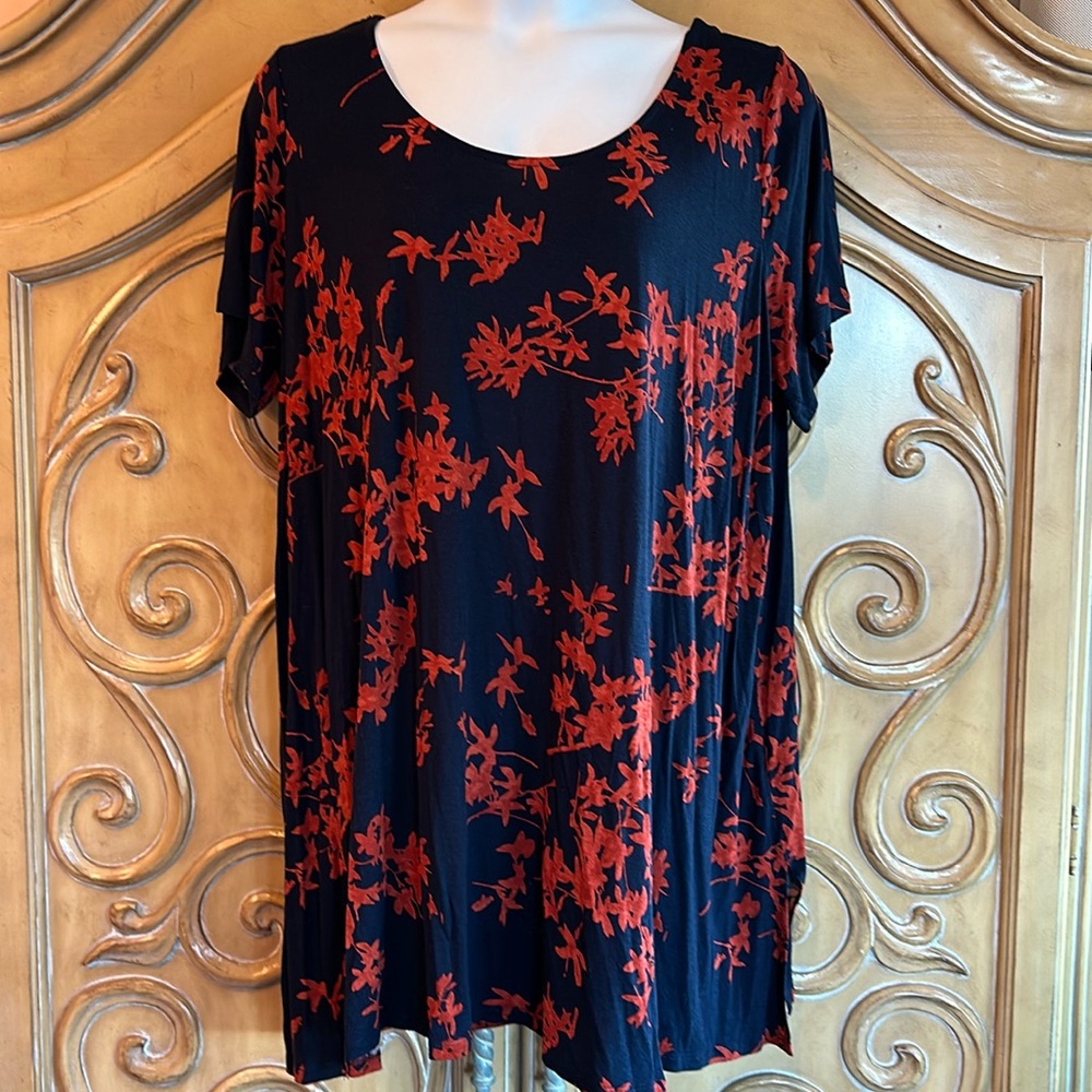 Ellos floral tunic tee